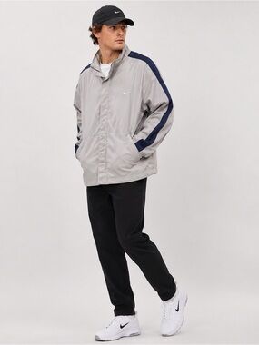 Nike Grey Navy Water Resistant Swoosh Windbreaker Golf Jacket